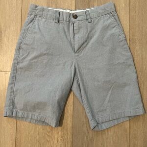Old Navy Men's Light Gray Flat Front Shorts
